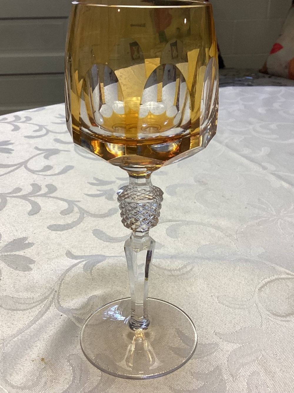 NACHTMANN  Antica gold wine goblet cut to clear